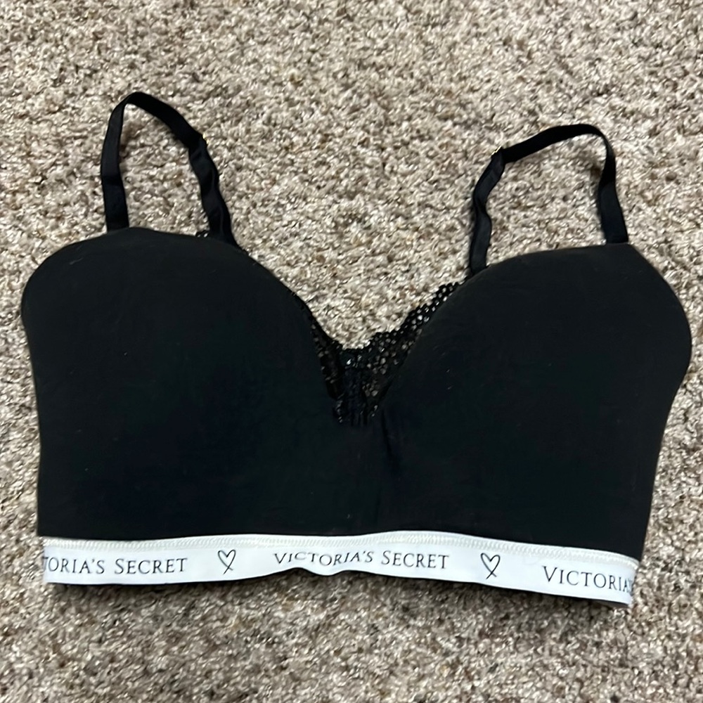 Victoria Secret EUC wireless T shirt bra